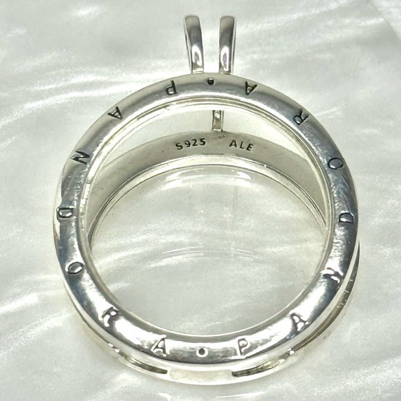 Retired Pandora Petite Memories Large Floating Locket & 2 Petite Charms - Picture 12 of 16